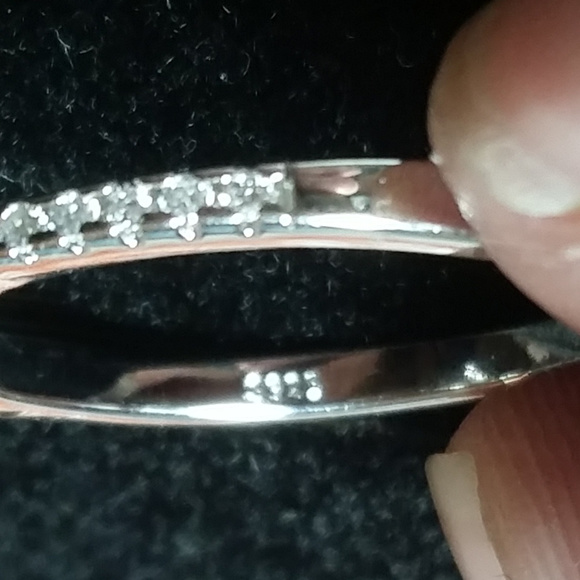 5 For $20 Round Solitaire CZ Ring SZ 5 Only - Picture 4 of 4